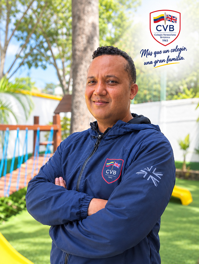 Profesor Daniel Cortes